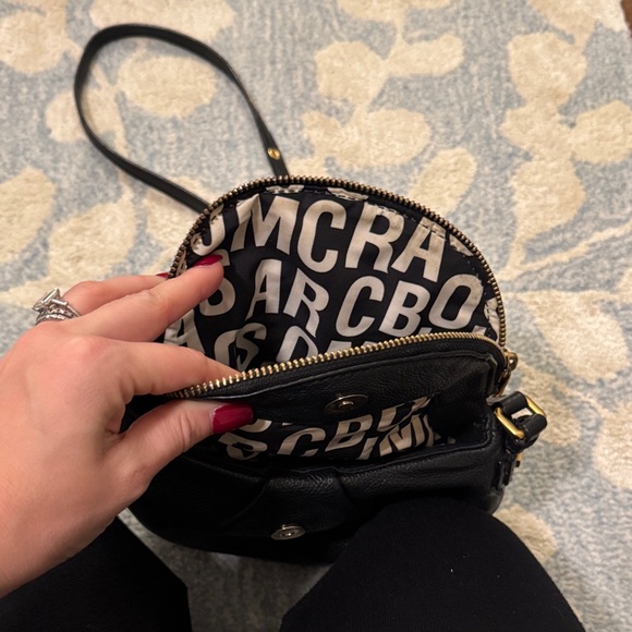 Marc Jacobs - Black Leather Classic Q Natasha Crossbody Bag - Picture 4 of 5